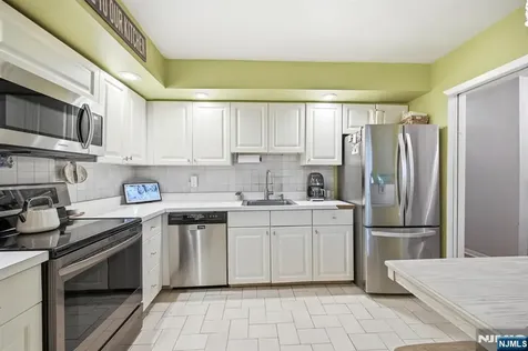 219 Pond Terrace Twp Of Washington NJ 07676