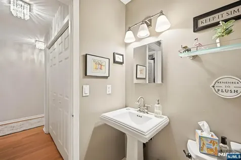 219 Pond Terrace Twp Of Washington NJ 07676