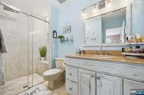 219 Pond Terrace Twp Of Washington NJ 07676