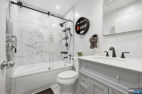 219 Pond Terrace Twp Of Washington NJ 07676