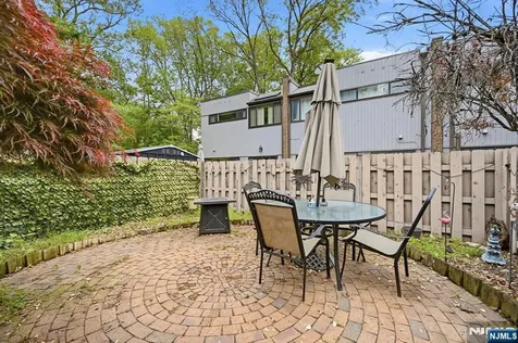 219 Pond Terrace Twp Of Washington NJ 07676