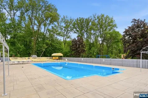 219 Pond Terrace Twp Of Washington NJ 07676