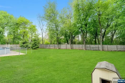 52 Passaic Avenue Livingston NJ 07039