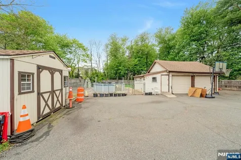 52 Passaic Avenue Livingston NJ 07039