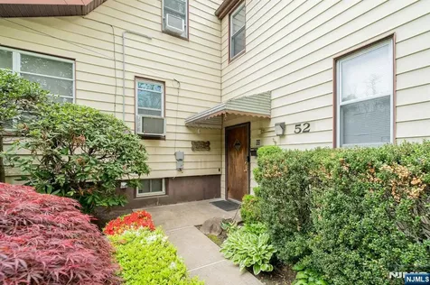 52 Passaic Avenue Livingston NJ 07039