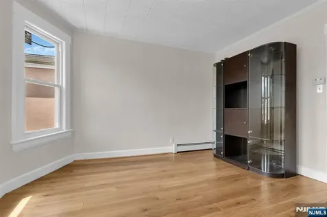 199 Hayward Place Wallington NJ 07057