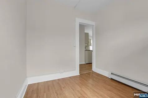199 Hayward Place Wallington NJ 07057