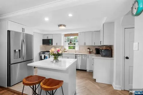 142 Walker Road West Orange NJ 07052