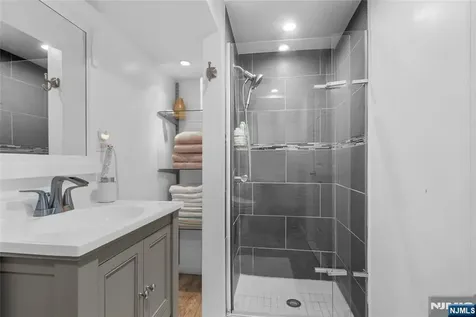 142 Walker Road West Orange NJ 07052