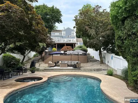142 Walker Road West Orange NJ 07052