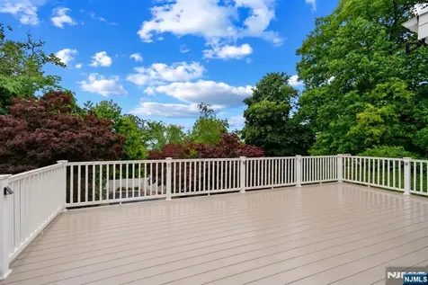 142 Walker Road West Orange NJ 07052