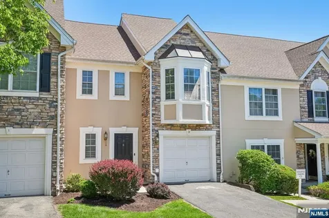 3 Peach Tree Lane North Haledon NJ 07508