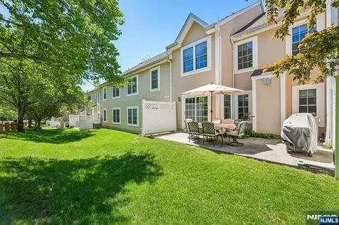 3 Peach Tree Lane North Haledon NJ 07508