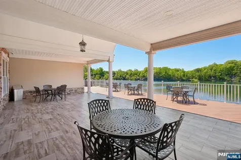 3 Peach Tree Lane North Haledon NJ 07508