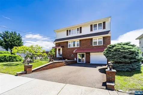 46 Mary Avenue Woodland Park NJ 07424
