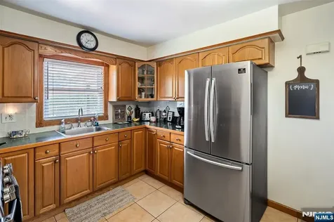 46 Mary Avenue Woodland Park NJ 07424