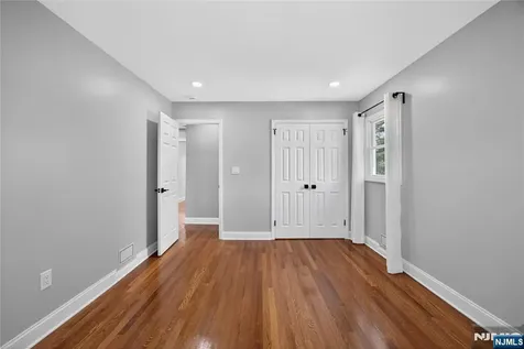 556 Princeton Street New Milford NJ 07646