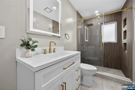 556 Princeton Street New Milford NJ 07646