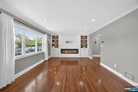 556 Princeton Street New Milford NJ 07646