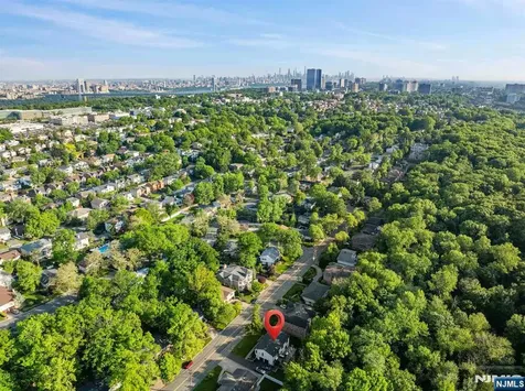 284 Castle Drive Englewood Cliffs NJ 07632