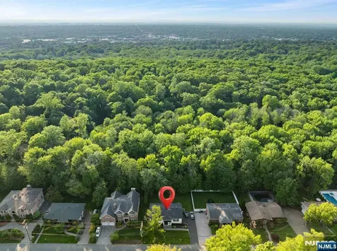 284 Castle Drive Englewood Cliffs NJ 07632