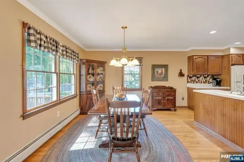 28 Wanamaker Avenue Mahwah NJ 07430