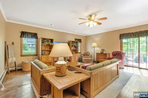 28 Wanamaker Avenue Mahwah NJ 07430