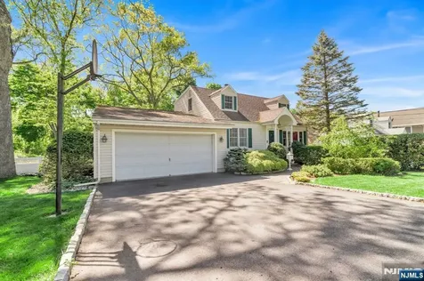 28 Wanamaker Avenue Mahwah NJ 07430
