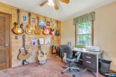 28 Wanamaker Avenue Mahwah NJ 07430