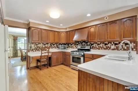 28 Wanamaker Avenue Mahwah NJ 07430