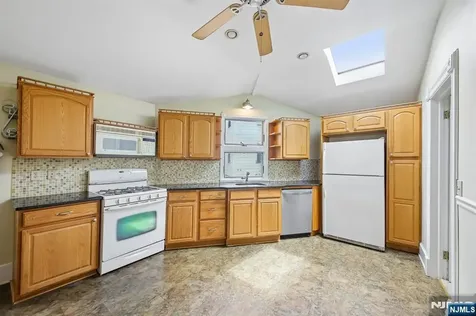 714 Main Street Little Falls NJ 07424