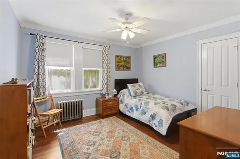 194 Parkway Maywood NJ 07607
