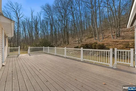 611 Snake Den Road West Milford NJ 07480