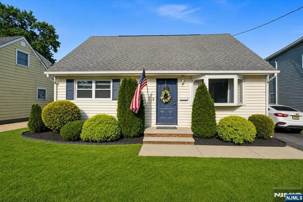 29 Central Avenue Pompton Lakes NJ 07442