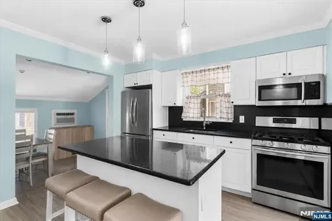 29 Central Avenue Pompton Lakes NJ 07442