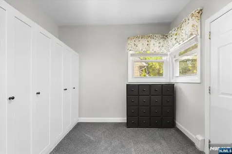 29 Central Avenue Pompton Lakes NJ 07442