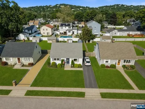 29 Central Avenue Pompton Lakes NJ 07442