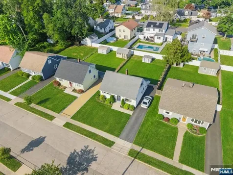 29 Central Avenue Pompton Lakes NJ 07442
