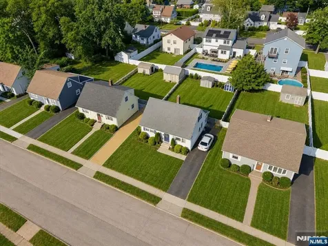 29 Central Avenue Pompton Lakes NJ 07442
