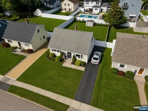 29 Central Avenue Pompton Lakes NJ 07442