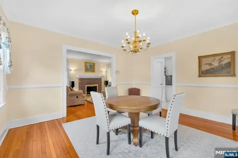 106 Maple Street Rutherford NJ 07070