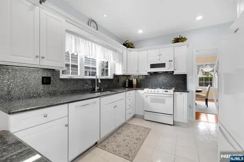 106 Maple Street Rutherford NJ 07070