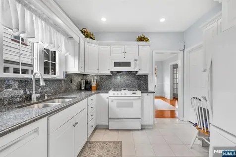106 Maple Street Rutherford NJ 07070
