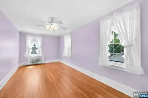 106 Maple Street Rutherford NJ 07070