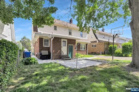 106 Maple Street Rutherford NJ 07070