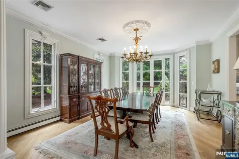 4 Hetzel Drive Mahwah NJ 07430
