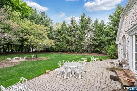4 Hetzel Drive Mahwah NJ 07430