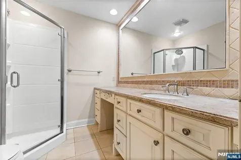 1357 Stephanie Drive Caldwell NJ 07006