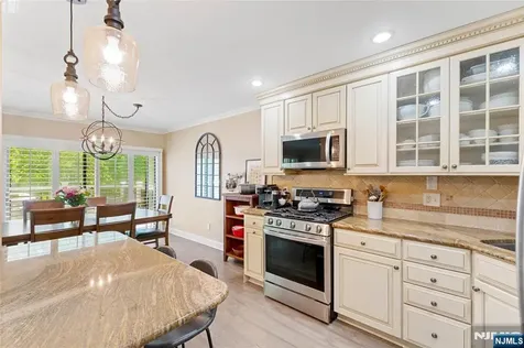 1357 Stephanie Drive Caldwell NJ 07006