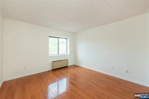 5 Linden Street Hackensack NJ 07601